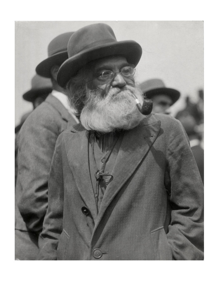 Старик лондонец с трубкой. Гайд-Парк, Лондон. 1920-е гг.